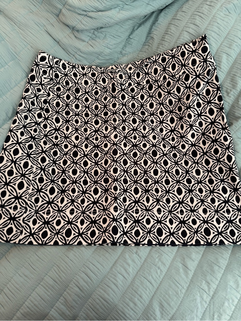 Talbots size 16 Navy  & White Geometric A-Line Women's Skirt